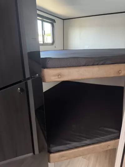 New 2027 Keystone RV Hideout Mini 199BHS — photo 13