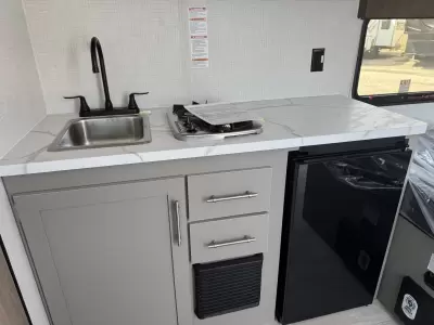 New 2027 Keystone Hideout 120BT — photo 10