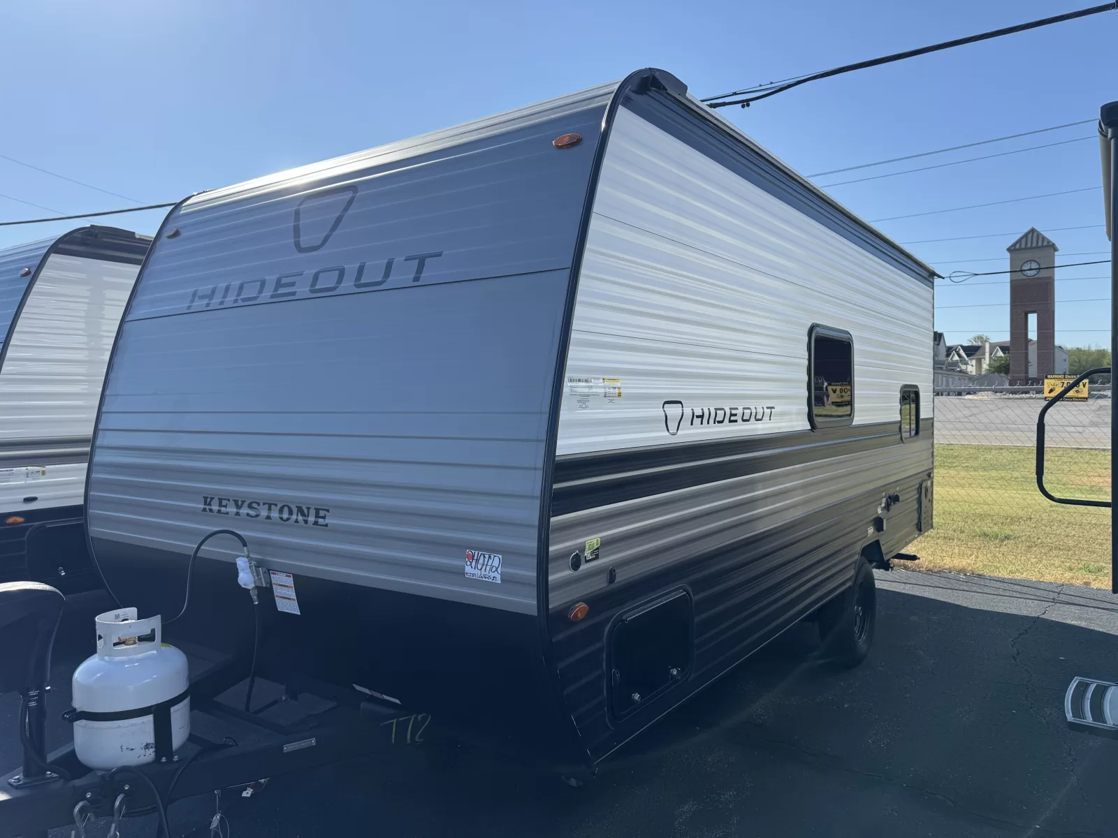 2027 Keystone Hideout 161BH travel trailer side profile available at Bell Camper Sales in Bartlesville, Oklahoma