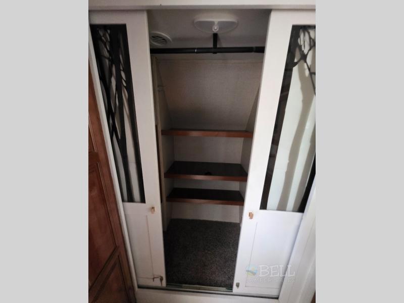 Used 2017 Redwood RV Redwood 3901MB