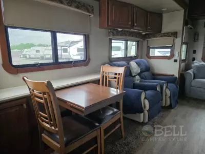 Used 2017 Redwood RV Redwood 3901MB — photo 16