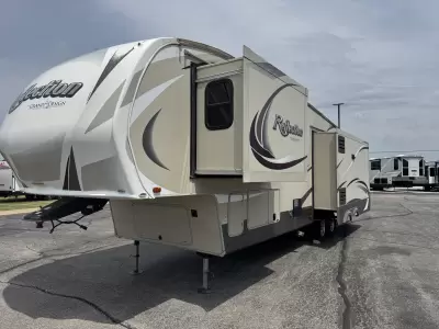 Used 2015 Grand Design Reflection 337RLS — photo 4