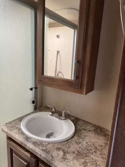 Used 2015 Grand Design Reflection 337RLS — photo 19