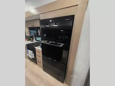 New 2026 Forest River RV Rockwood Signature R361RLS — photo 32