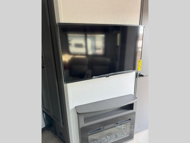 New 2026 Forest River RV Rockwood Signature 8336BH