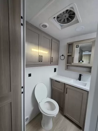New 2027 ROCKWOOD Mini Lite 2513S — photo 29