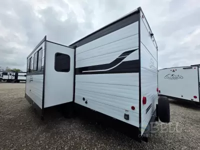New 2026 Shasta RVs i-5 Edition 527BHS — photo 8