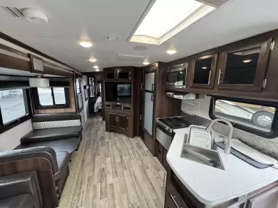 Used 2019 Jayco White Hawk 28RL — photo 14