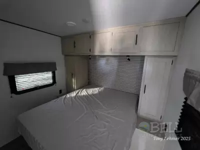 New 2026 Shasta RVs i-5 Edition 526BH — photo 22