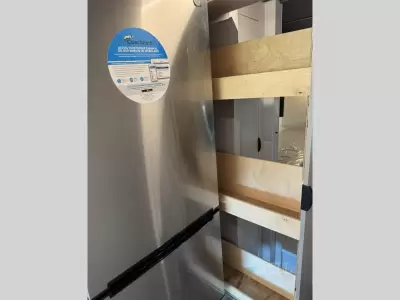 New 2026 Coachmen RV Euro 25TB — photo 10