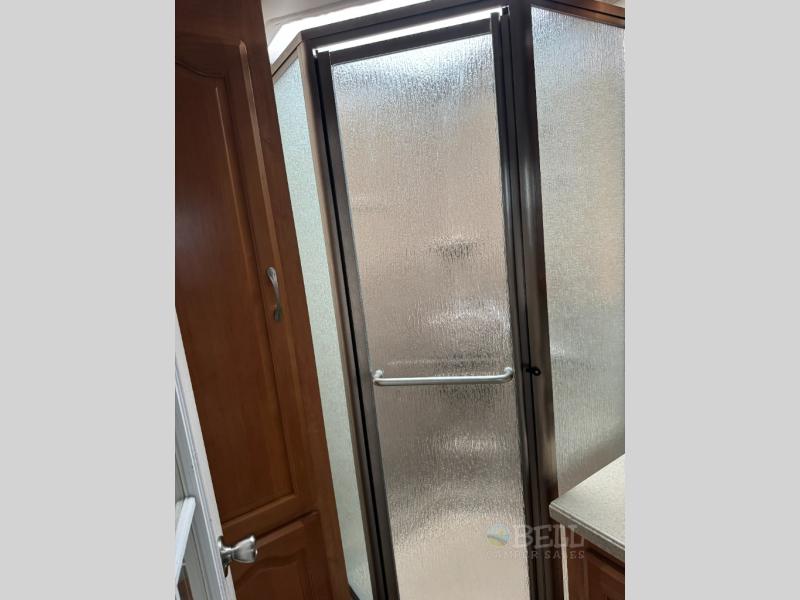 Used 2005 Forest River RV Georgetown 370ts