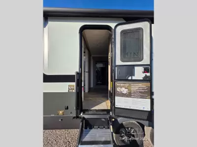 New 2026 Forest River RV Rockwood Mini Lite 2511S — photo 10