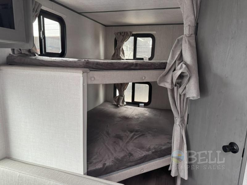New 2025 Forest River RV Ozark 1650BHK