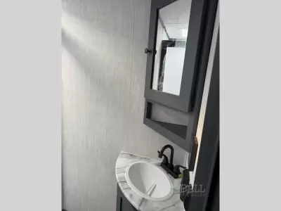 New 2026 Coachmen RV Apex Ultra-Lite 256BHS — photo 18