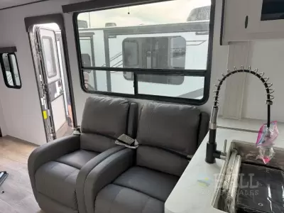 New 2026 Coachmen RV Northern Spirit Ultra Lite 2965RK — photo 12