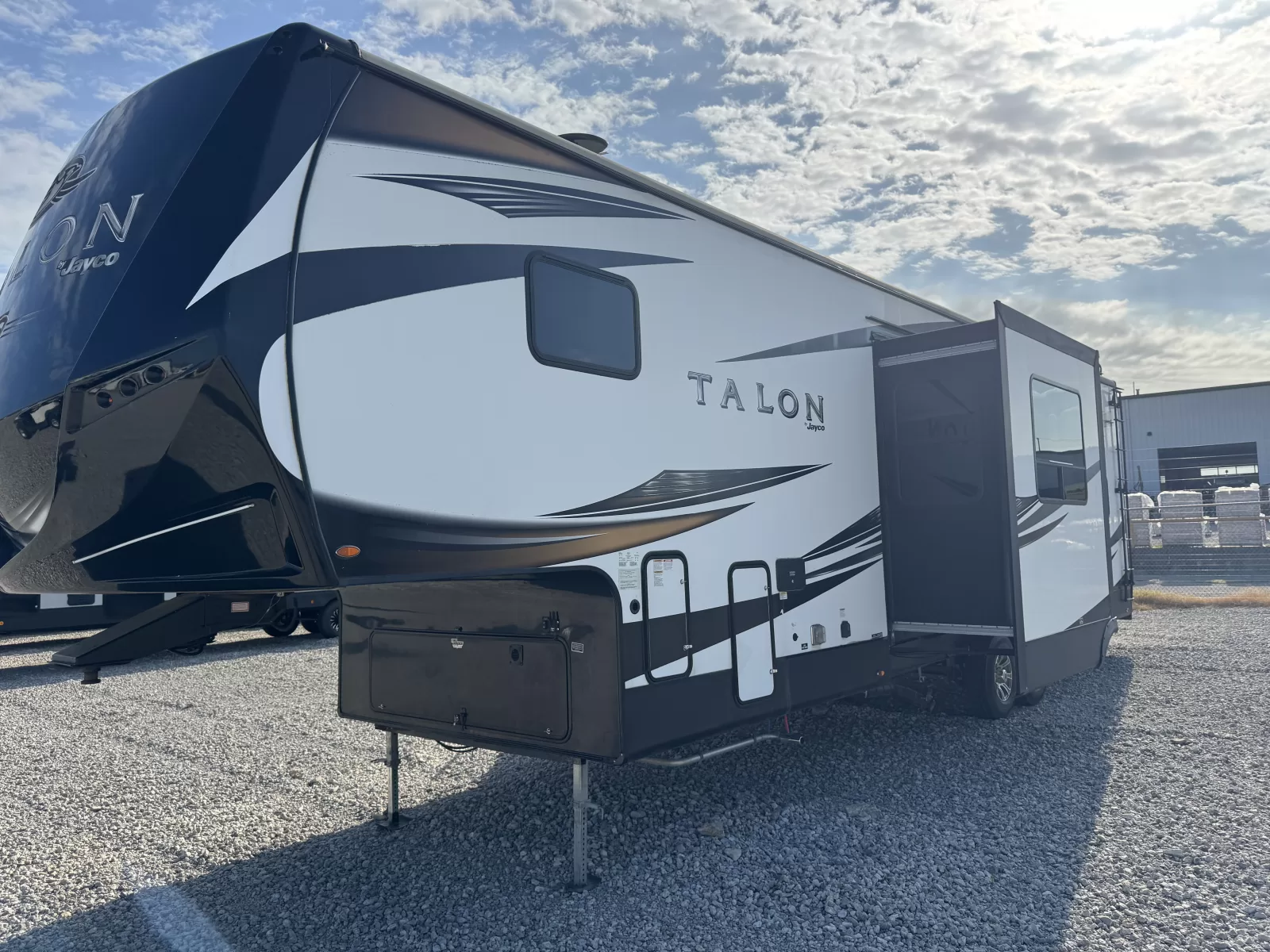2018 Jayco Talon 313 fifth wheel rear exterior available at Bell Camper Sales in Bartlesville, Oklahoma