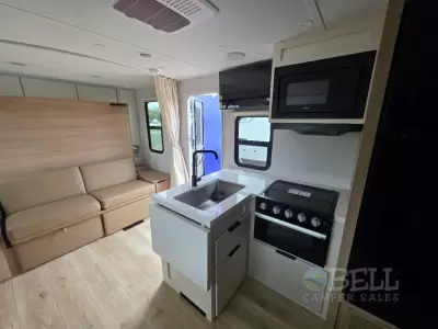New 2026 Winnebago Thrive 22MBH — photo 30