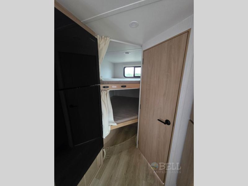 New 2026 Winnebago Thrive 22MBH