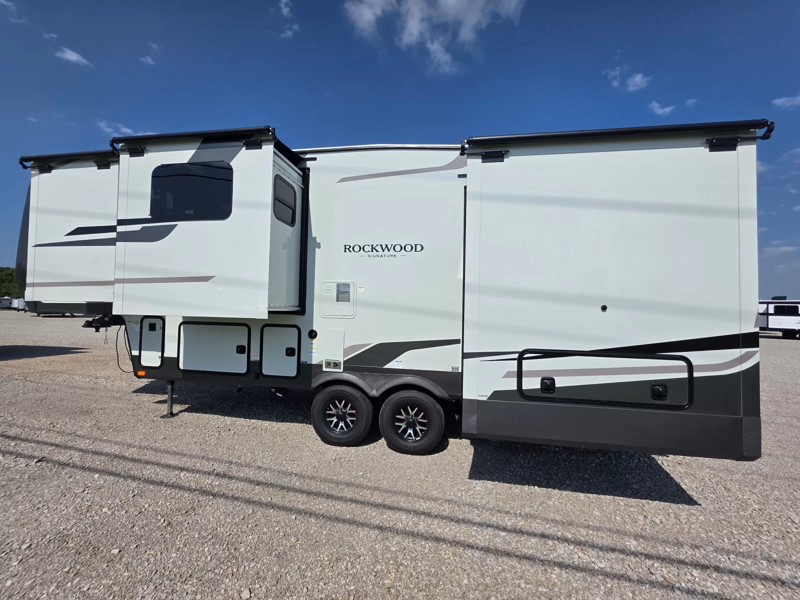 2027 Forest River Rockwood Signature 290SFK fifth wheel full view at Bell Camper Sales in Bartlesville, Oklahoma