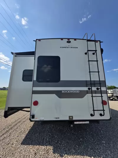 New 2027 Forest River RV Rockwood Signature 290SFK — photo 8