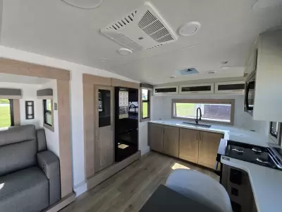 New 2027 Forest River RV Rockwood Signature 290SFK — photo 24