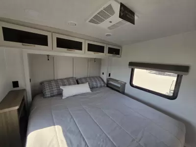 New 2027 Forest River RV Rockwood Signature 374DBH — photo 27
