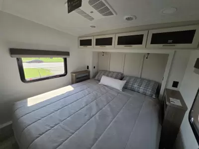 New 2027 Forest River RV Rockwood Signature 374DBH — photo 28
