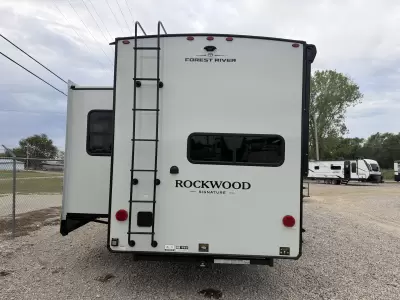 New 2027 Forest River RV Rockwood Signature 281SRK — photo 11