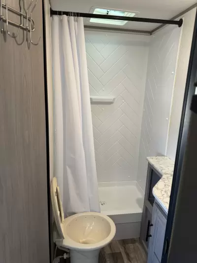 Used 2022 Dutchmen RV Coleman 274BH — photo 15