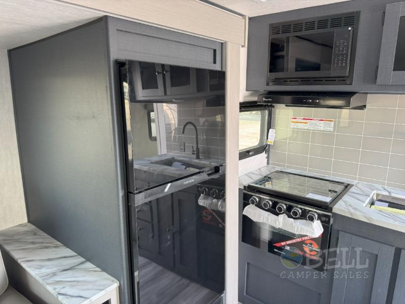 New 2026 Coachmen RV Apex Ultra-Lite 242BARV