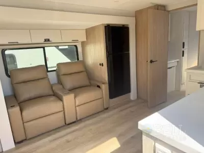 New 2026 Winnebago Thrive 25RLS — photo 8