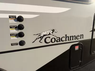Used 2023 Coachmen pursuit 27XPS — photo 8