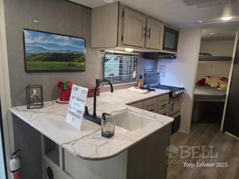 2025 Shasta RVs 525BHS Travel Trailer for sale at Bell Camper Sales in Bartlesville, OK