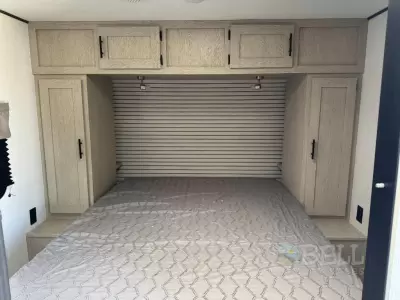 New 2025 Shasta RVs i-5 Edition 525BHS — photo 9