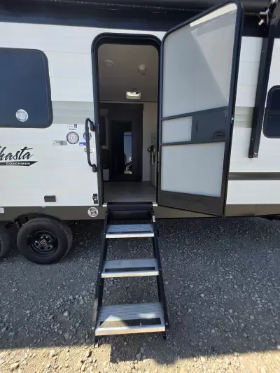 New 2027 Coachmen RV Shasta Oasis 525RS B2 — photo 14