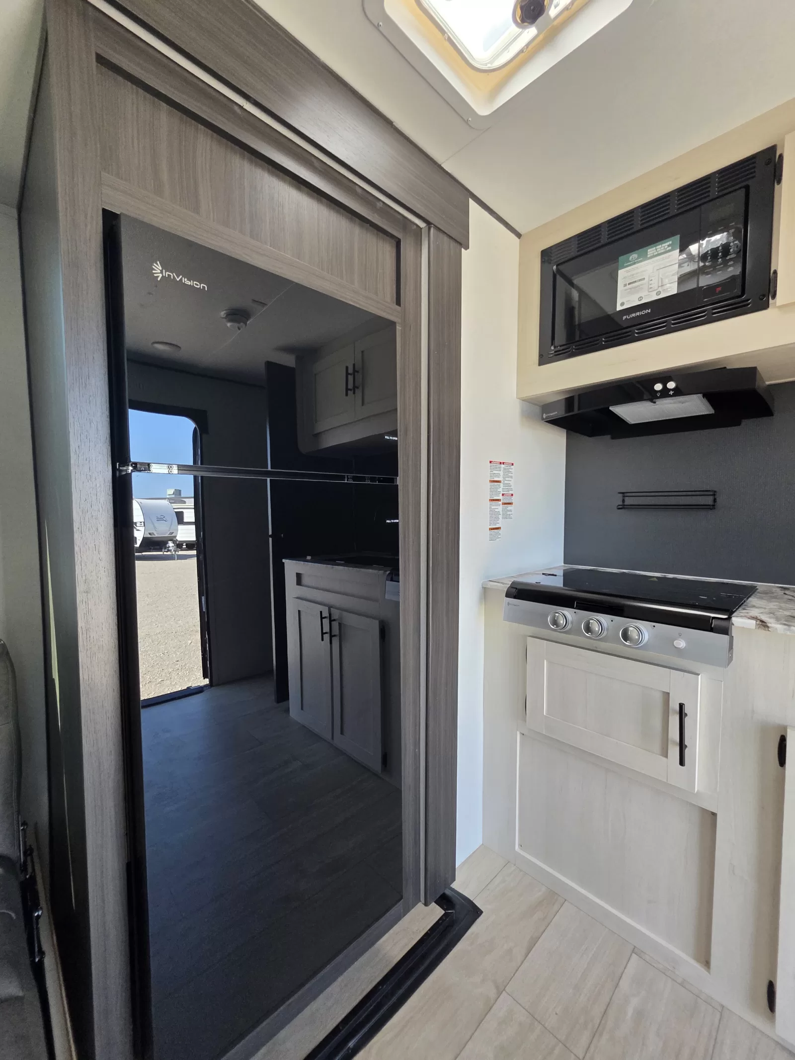 2027 Shasta Oasis 525RS B2 travel trailer exterior finish available at Bell Camper Sales in Bartlesville, Oklahoma