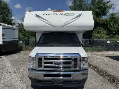 Used 2021 Coachmen RV Freelander 22XG — photo 2