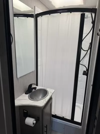 Used 2021 Coachmen RV Freelander 22XG — photo 17