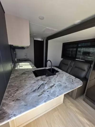New 2027 Shasta Oasis 526RBS C1 — photo 12