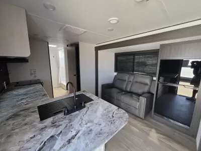 New 2027 Shasta Oasis 526RBS C1 — photo 25