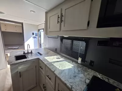 New 2027 Coachmen RV Shasta Oasis 526RBS C3 — photo 15