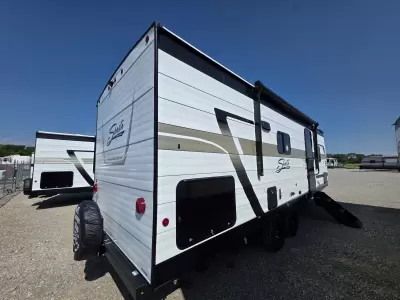New 2027 Coachmen RV Shasta Oasis 526RBS C4 — photo 7