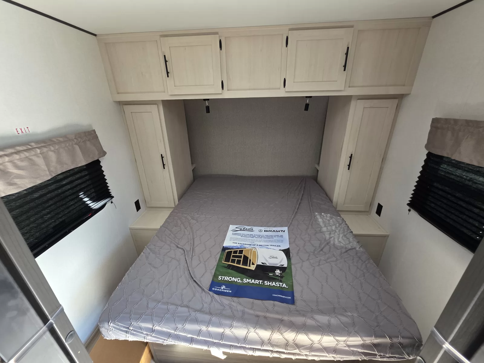 2027 Shasta Oasis 526RBS travel trailer interior detail available at Bell Camper Sales in Bartlesville, Oklahoma