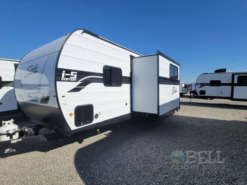 2025 Shasta RVs 526RBS Travel Trailer for sale at Bell Camper Sales in Bartlesville, OK