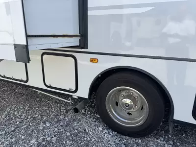 Used 2025 Coachmen pursuit  31TS — photo 8