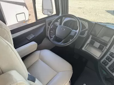 Used 2025 Coachmen pursuit  31TS — photo 22